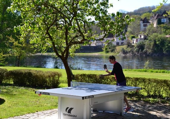 Ping pong en chambres d’hôtes Dordogne en bord de rivière Sarlat